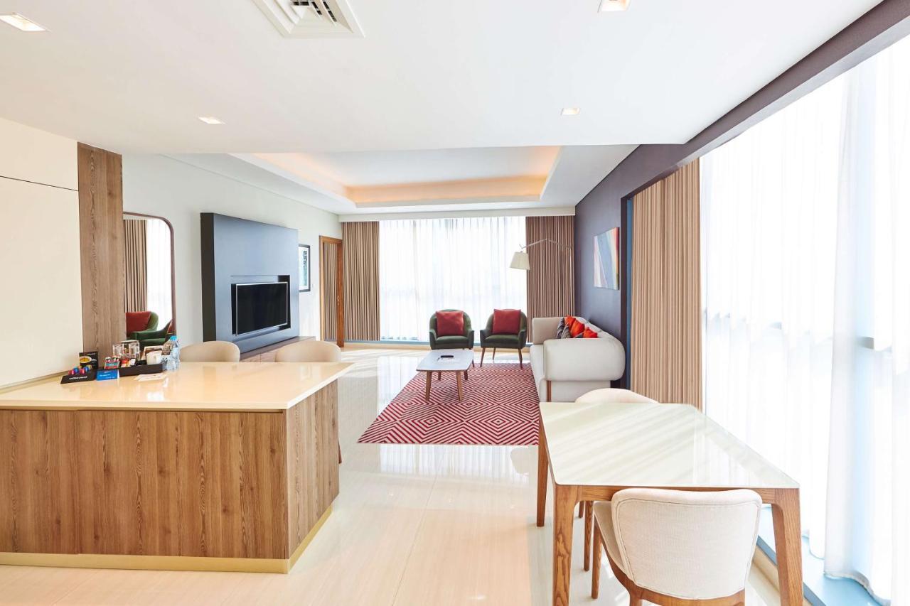 Radisson Blu Hotel Apartment Dubai Silicon Oasis Exterior photo